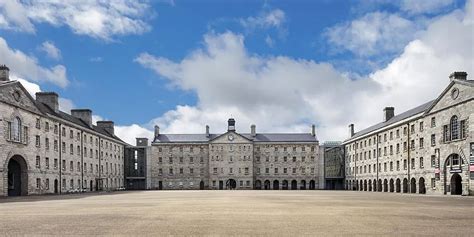 An Introduction to Collins Barracks - Dublin.ie