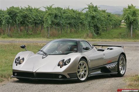 Pagani Zonda F Review - GTspirit