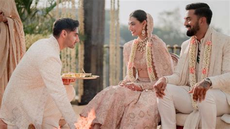 Ahan Shetty Walks Sister Athiya Down The Aisle In UNSEEN Wedding Pics ...