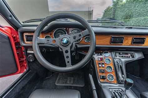 De Tomaso Pantera Interior