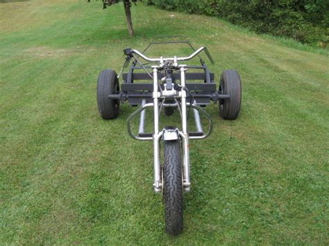 VW TRIKE FRAME AND BODY. 1970's. A PERFECT WINTER PROJECT. NO RESERVE