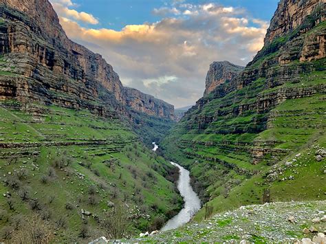 Will Anyone Dare to Use Kurdistan's First Long-Distance Hiking Trail ...