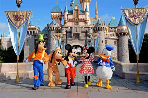 Things to do in Disneyland Park California: best attractions, must do ...