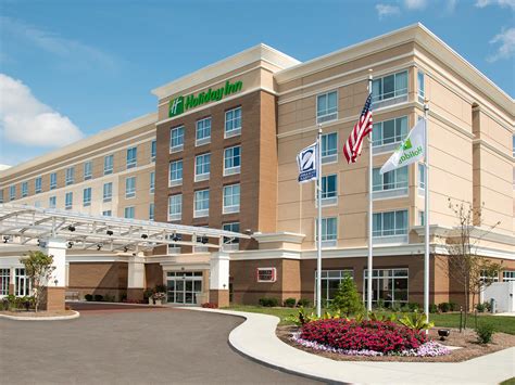 Kid-Friendly Airport Hotels | Holiday Inn Indianapolis Airport