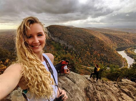 The Complete Poconos Hiking Guide: Expert Picks & Hiking Tips