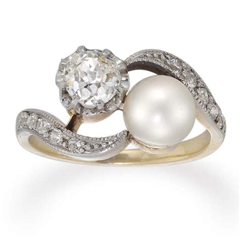 Edwardian engagement rings: opulent and feminine | The Jewellery Editor