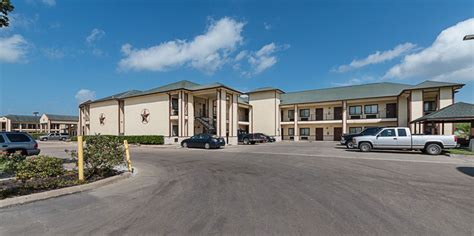 Hotel in Victoria Texas | Hotel near Port of Victoria TX