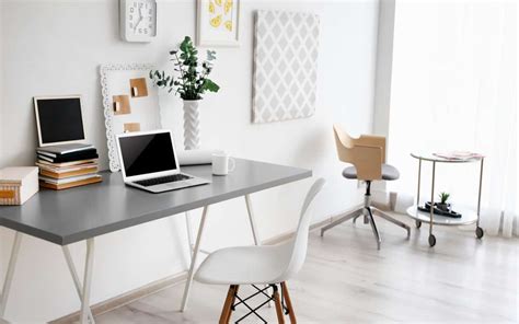 What Home Office Layout Ideas Work Best for Freelancers? - Freelancer FAQs