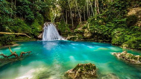 9 natural wonders you can’t miss in Jamaica | Iberostar