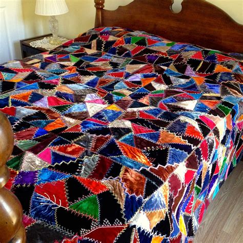 Crazy for Crazy Quilts | Crazy quilts patterns, Crazy quilt tutorials ...