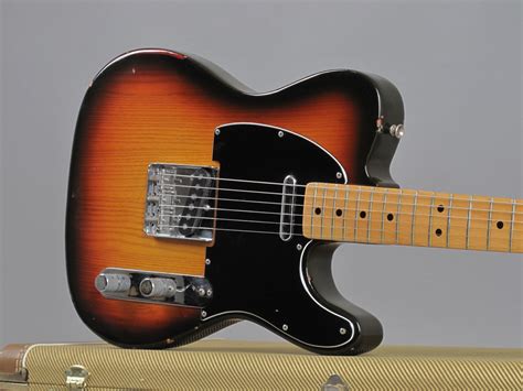 Fender Custom Shop 1952 Telecaster Relic Maple Neck Tone Sunburst Black ...