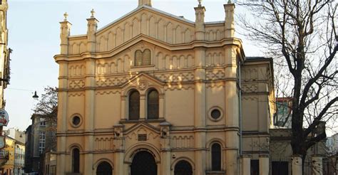 Krakow Kazimierz and Jewish Ghetto Tour with Synagogues | GetYourGuide