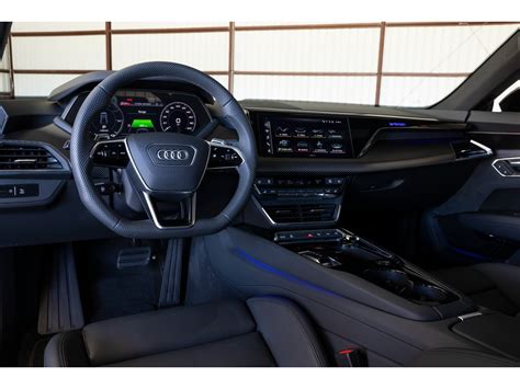 2024 Audi e-tron GT: 29 Interior Photos | U.S. News