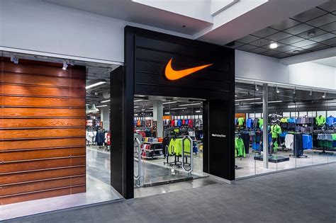 Nike Factory Store - Jersey Gardens. Elizabeth, USA. Nike.com SK