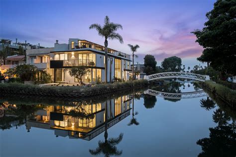 Venice Beach canals home at 2218 Grand Canal exterior night shot » Digs.net