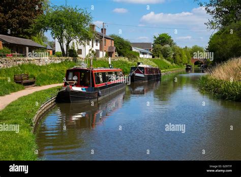 Canal boats moored on the Whitchurch arm of the Llangollen Canal ...