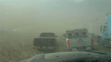 Video: Six dead after dust storm causes fatal US car crash | World News ...