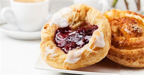 30 Best Breakfast Pastries Anyone Can Make - Insanely Good