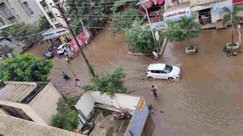 Pune : Heavy downpour leads to water logging incidents in Wagholi ...