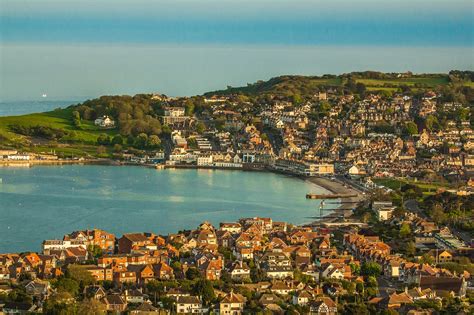 Six essential items for a day at Swanage Beach - YourAmazingPlaces.com