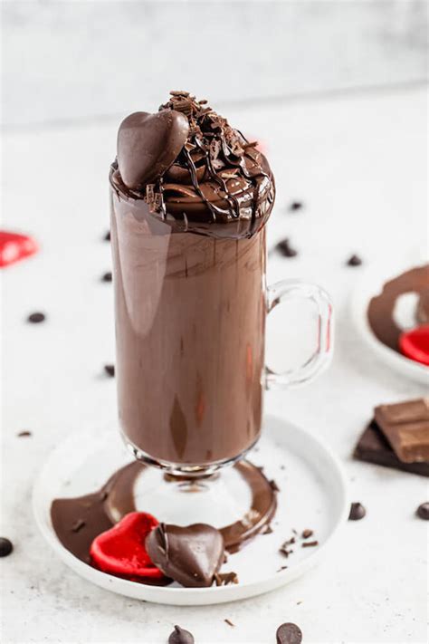 Chocolate Lovers Hot Chocolate ~ Recipe | Queenslee Appétit