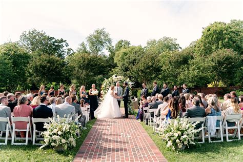 Classic Meets Coastal River Farm Wedding - Sarah Kazemburg Events ...