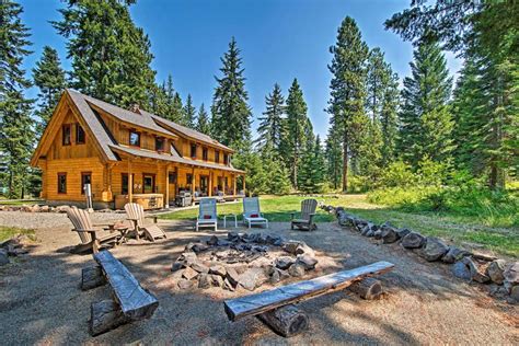 Cle Elum Mountain Cabin w/ Hot Tub & Trails! | Evolve