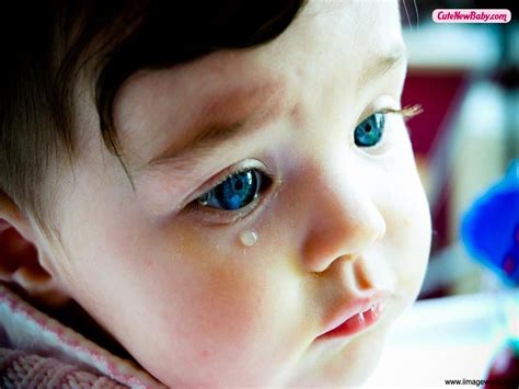 Crying baby face wallpaper - CuteNewBaby.com