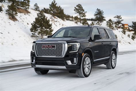 GM's big SUVs improve towing power, city fuel economy | Automotive News