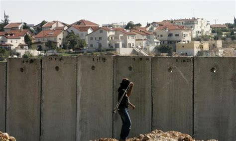 Il muro che separa Israele dalla Striscia di Gaza - photogallery - Rai News