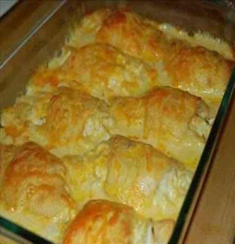 Chicken Crescent Roll Casserole Recipe - Flavorite