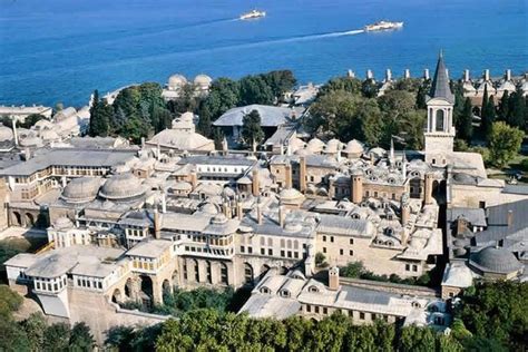 Topkapi Palace and Harem In Istanbul 2024