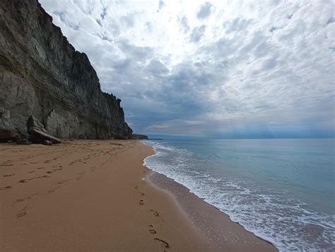 ‏One of the unfrequented beaches of Persian gulf, Iran : r/beach