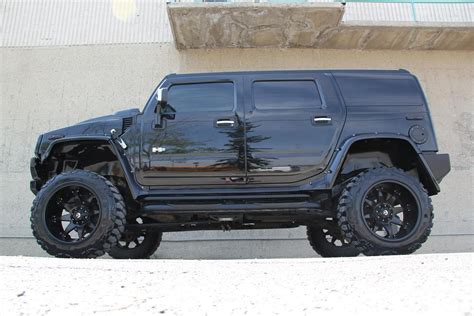 Black H2 Hummer Truck