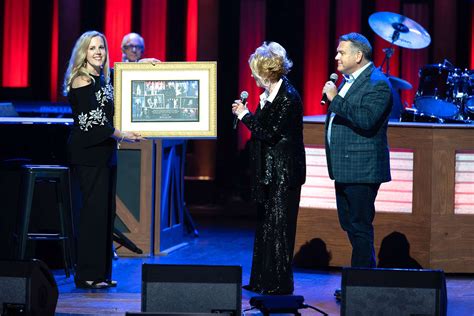 Jeannie Seely Celebrates Over 5,000 Performances at Grand Ole Opry