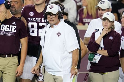 Texas A&M Aggies in search of LBs, RBs coaches