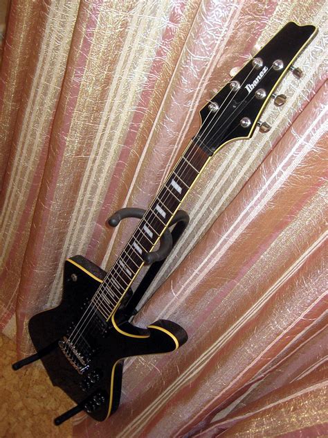 Ibanez Iceman ic400 | The deluxe version, the Iceman IC400, … | Flickr