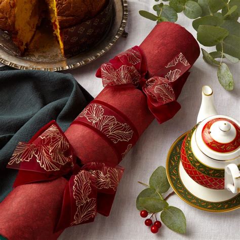 These are the best luxury Christmas crackers for 2020