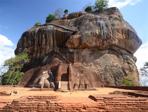 Real history of ancient Sigiriya - Sri Lanka mystery | Wishwa Karma