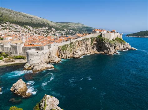 An interesting look at the Ancient City Walls of Dubrovnik (PHOTOS ...