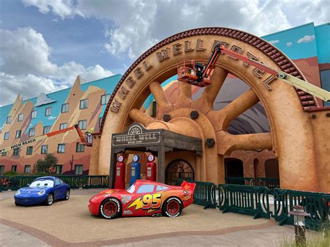 Repainting of Cars and Lion King Areas Continue at Disney's Art of ...