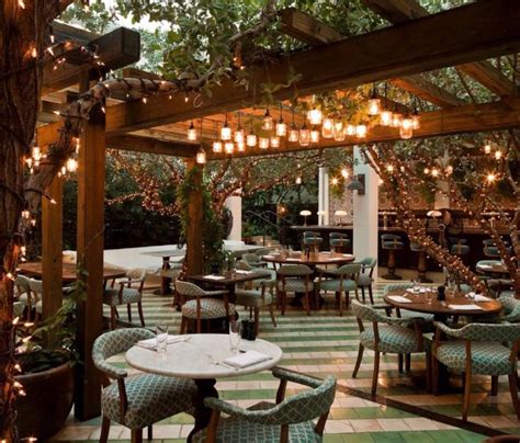 Gorgeous | Outdoor restaurant design, Restaurant patio, Outdoor restaurant