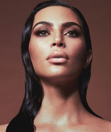 Kim Kardashian Bio, Height, Weight, Ethnicity, Parents, Siblings - Starsgab