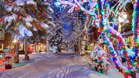 These 5 small towns in Colorado turn magical during the holidays. Aspen ...