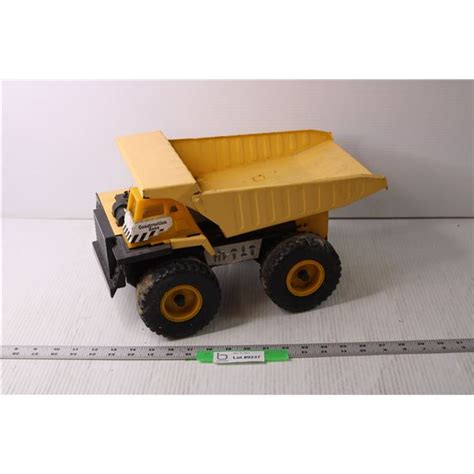 Metal Toy Truck - Bodnarus Auctioneering