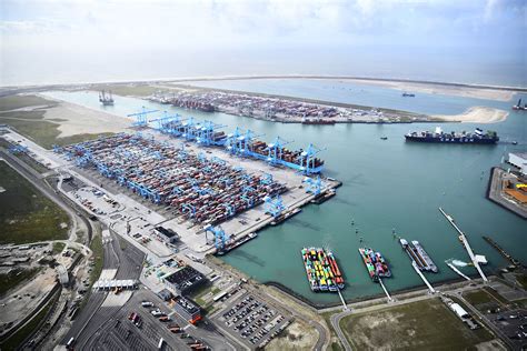 Rotterdam arrangement for port tariffs increase extended - Container News