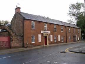 Fairburn Hotel, Mauchline © Richard Dorrell cc-by-sa/2.0 :: Geograph ...