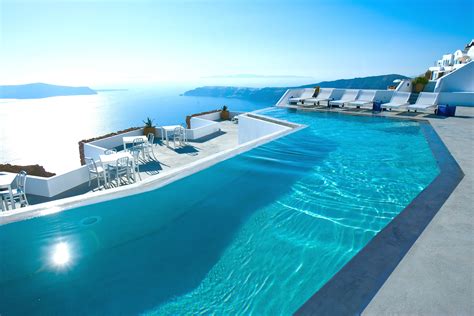 An Exclusive Peek at the Gorgeous Renovation of Santorini’s Grace Hote ...