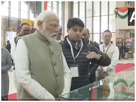 Ayodhya: PM Modi inaugurates Maharishi Valmiki International Airport ...