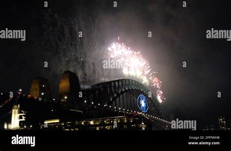 Sydney harbour fireworks Stock Videos & Footage - HD and 4K Video Clips ...